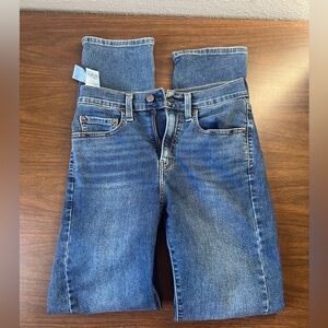 Levi’s 524 High-rise Straight-leg jeans - Size 27